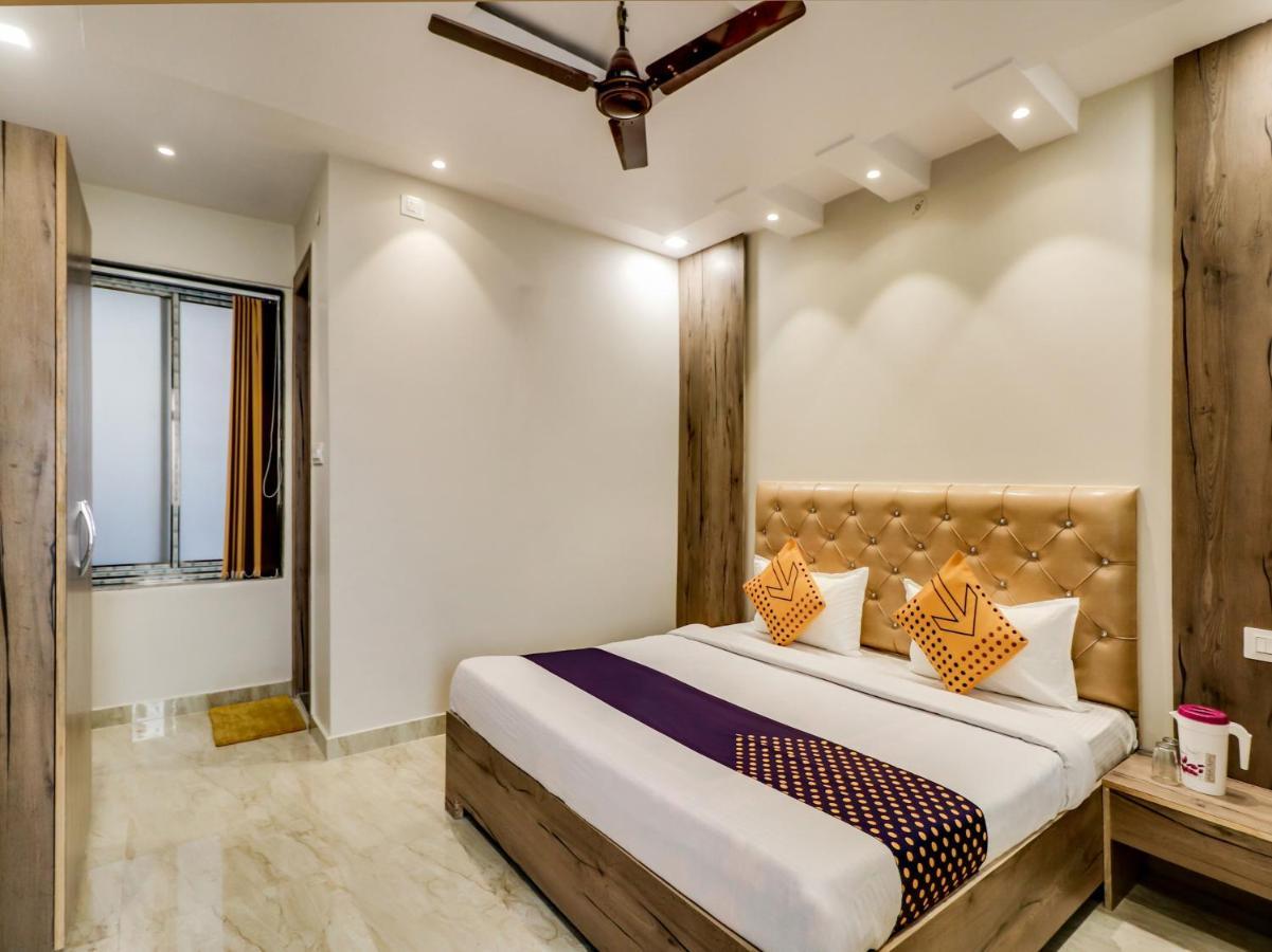 Spot On 69549 Hotel Shri Ram Kashi Muthiganj Kültér fotó